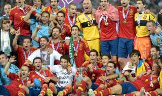 2012欧洲杯在哪里举行